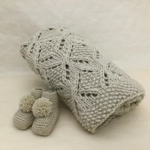 Coffret Cadeau Couverture bébé et Chaussons BIENVENUE – Beige