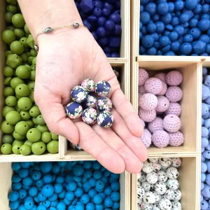 Lot de 10 perles pivoine bleue