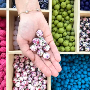 Lot de 10 perles pivoine rose