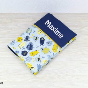 Protège carnet de santé personnalisé – imprimé petits monstres