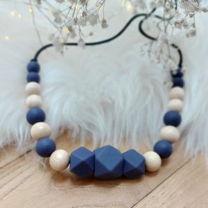 Collier allaitement en bois et silicone alimentaire