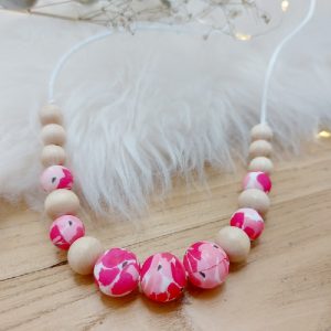 Collier allaitement en bois et silicone alimentaire