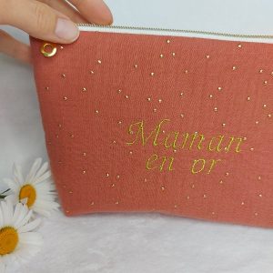 Pochette brodée en gaze de coton